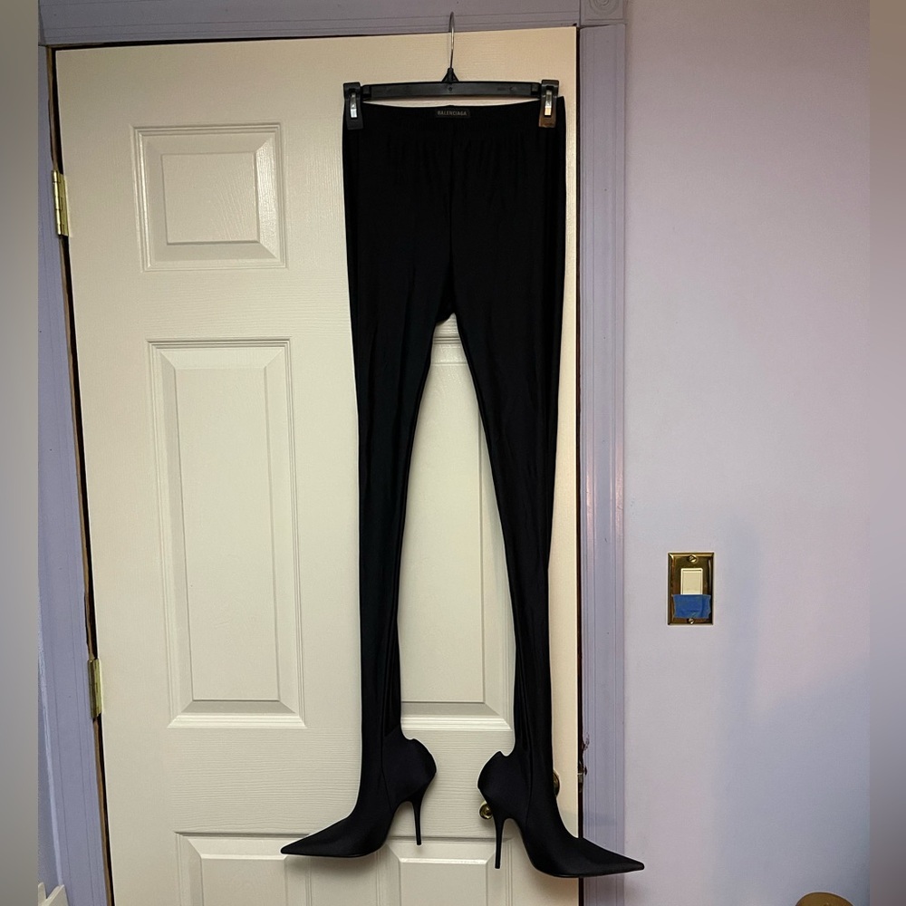 Balenciaga Pantalegging heels black
